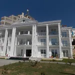 Hotel Kalcuni 4*