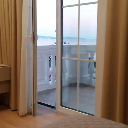 Kalcuni 酒店 Sarandë