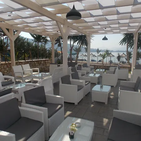 Kalcuni 酒店 Sarandë