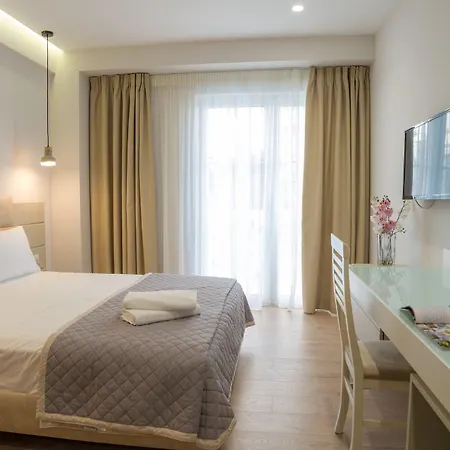 Kalcuni Hotel Sarandë