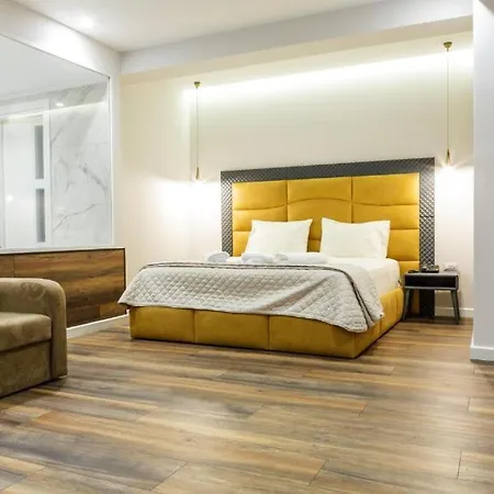 Hotel Kalcuni 4*