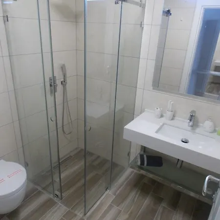 Kalcuni Otel