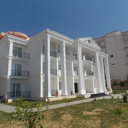 Kalcuni 4* Sarandë