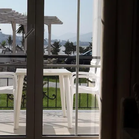 Hotel Kalcuni 4*