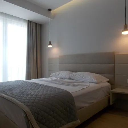 Kalcuni 4* Sarandë